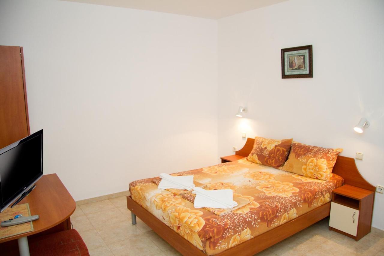 Хотел "Тихия Кът" Sozopol Extérieur photo